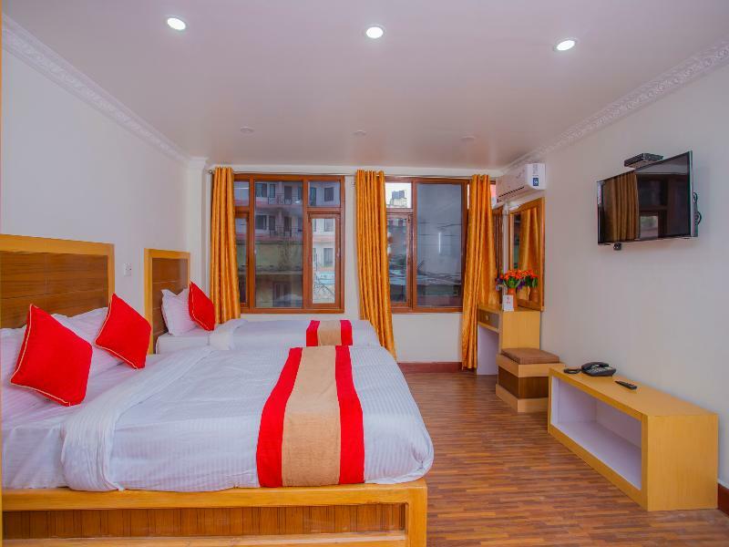 Oyo 318 Hotel Pancha Buddha Kathmandu Exterior foto